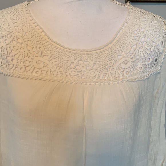 St John’s Bay Office wear or formal cream color tunic with lace Size Lar… - Picture 2 of 10